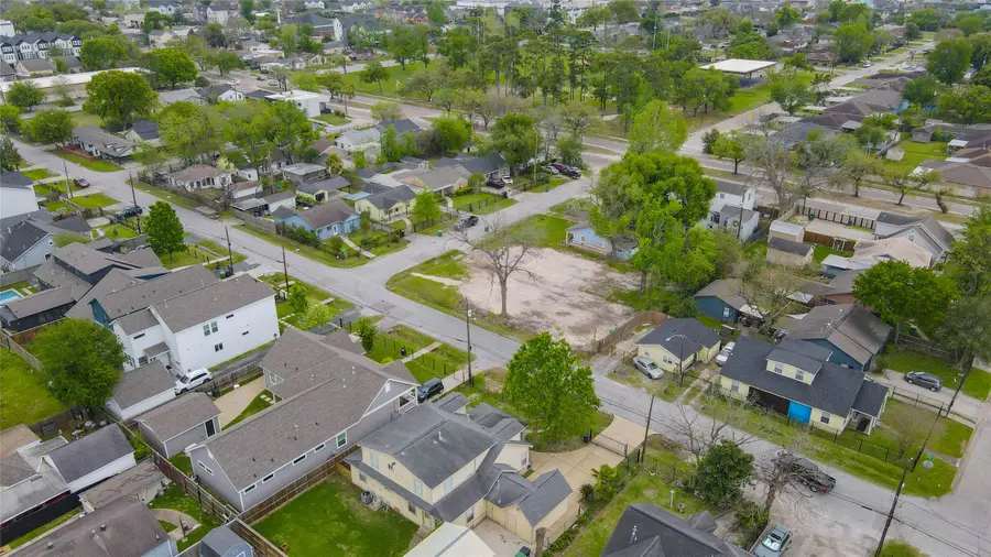 4815 Cetti Street, Houston, TX 77009 - #3