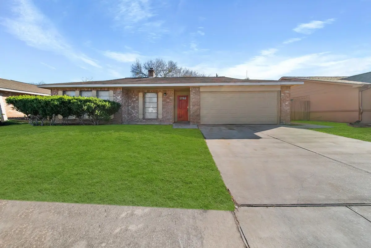 13719 Southline Road, Houston, TX 77498 - Image #1