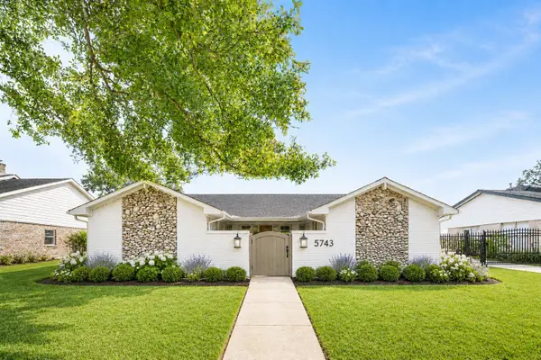 5743 Jason Street, Houston, TX 77096