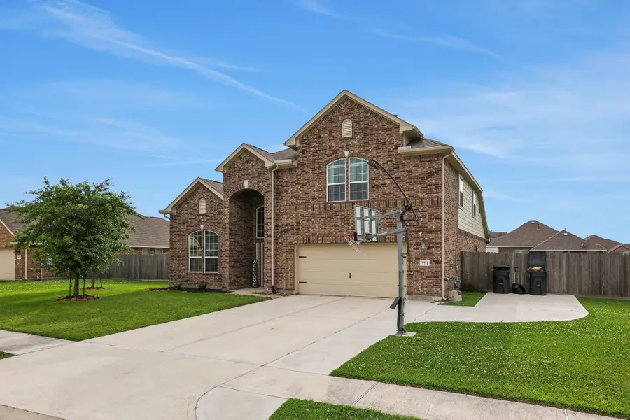 9511 White Landing Drive, Monterey Belvieu, TX 77523 - #3