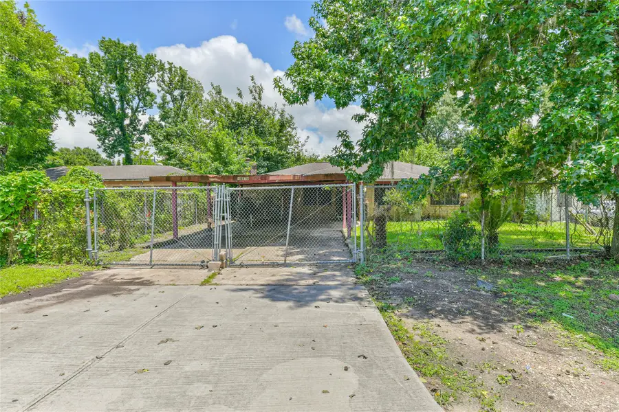10438 Caxton Street, Houston, TX 77016 - #3