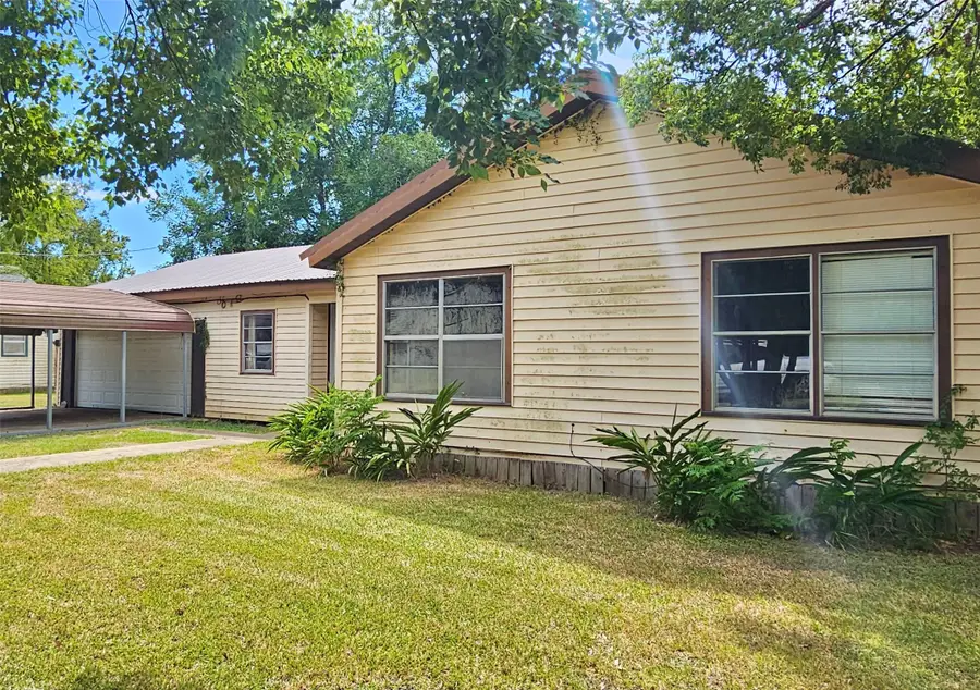 24 Peach Street, Lolita, TX 77971 - #2