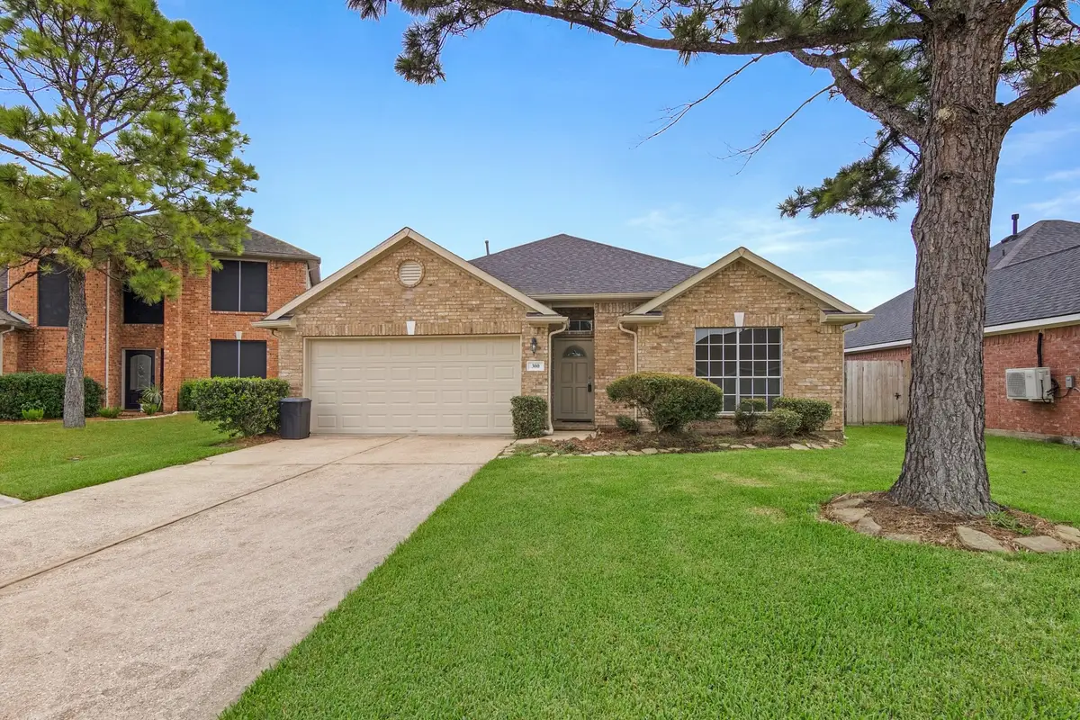 300 Spencer Landing E, La Porte, TX 77571 - #1