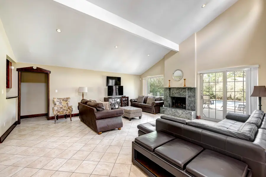 4154 Wildacres Drive, Houston, TX 77072 - Image #2