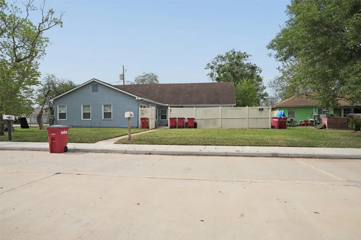 1739 W 7th Street, Freeport, TX 77541 - #1