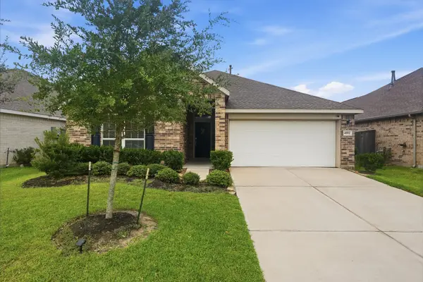 4902 Penton Meadow Lane, Rosharon, TX 77583