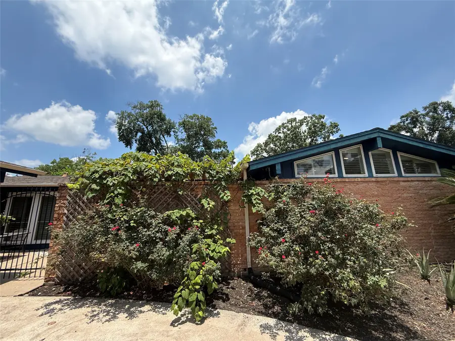 11306 Oak Spring Drive, Houston, TX 77043 - #3