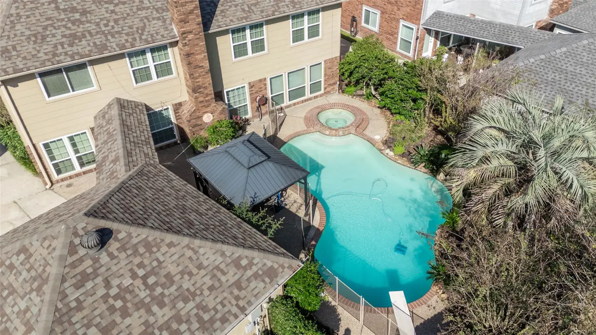 5926 Silent Oaks Drive, Humble, TX 77346 - Image #1