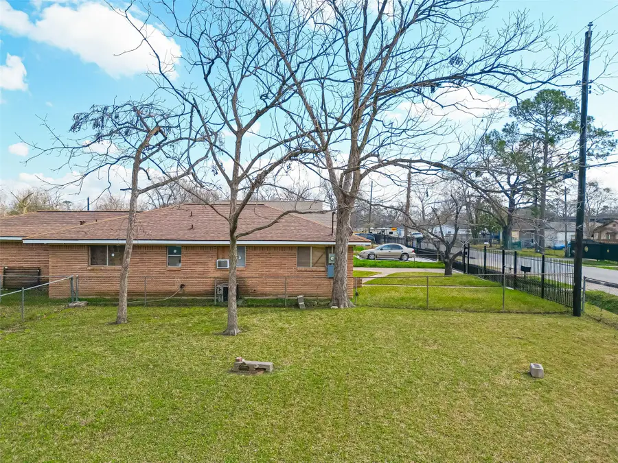 7902 Pointer Street, Houston, TX 77016 - #3