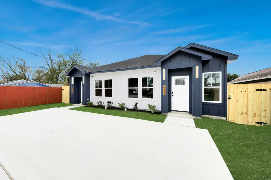 4606 Mallow Street, Houston, TX 77051 - Image #2