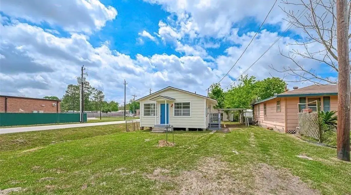 4222 Sevan Street, Bacliff, TX 77518 - #1