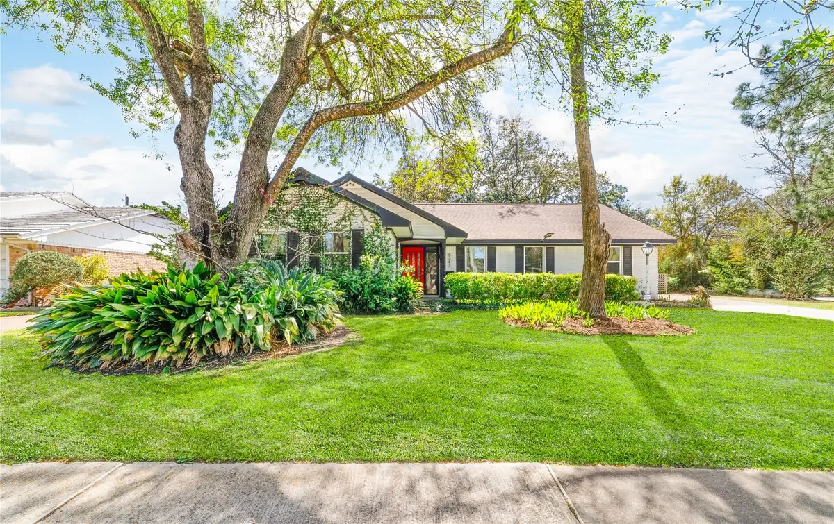 5347 Rutherglenn Drive, Houston, TX 77096 - #1