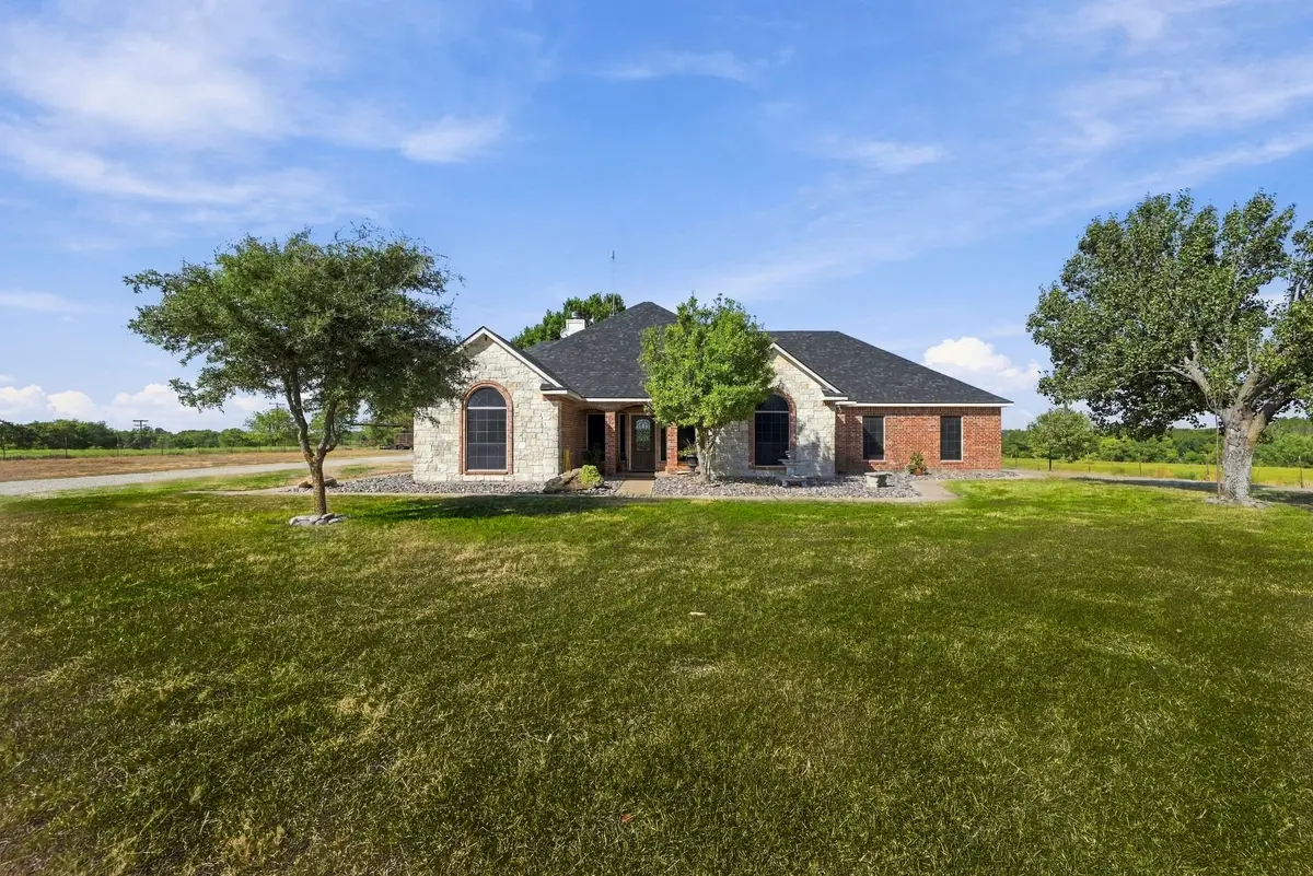 4218 Fm 66, Waxahachie, TX 75167 - #1