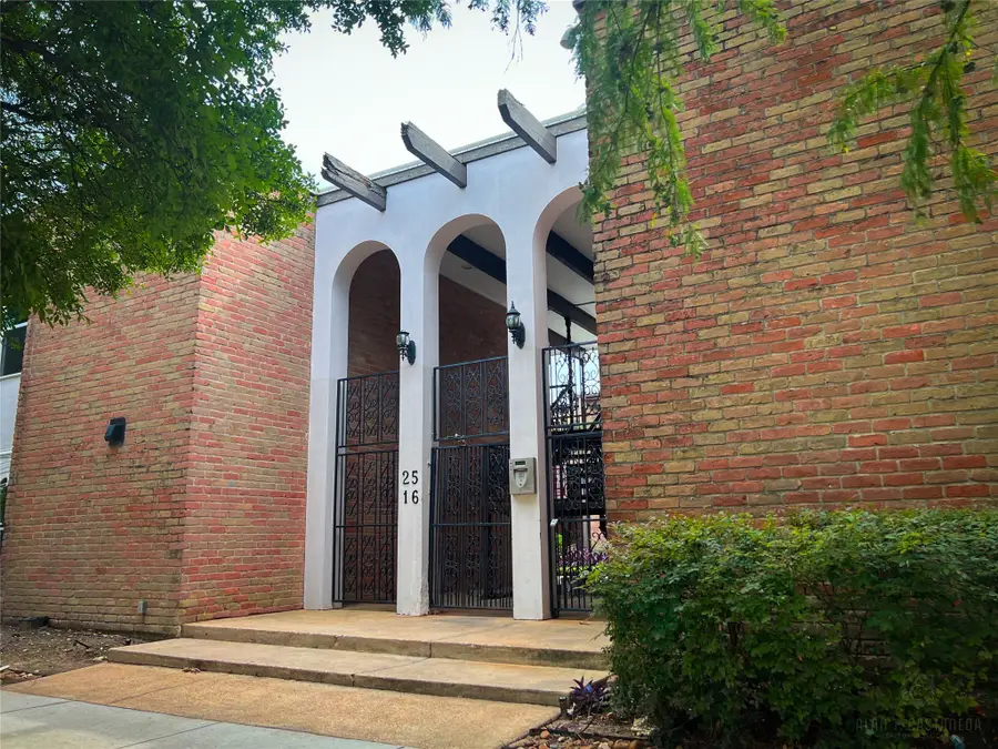 2516 Commonwealth Street #102, Houston, TX 77006 - Image #2