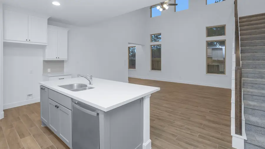 30305 Ruby Forest Court, Magnolia, TX 77354 - Image #2