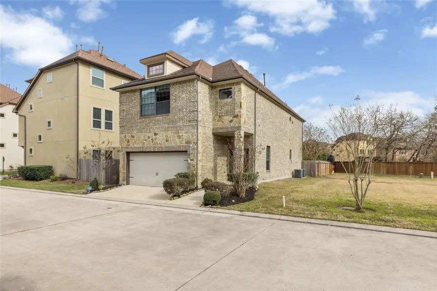 2706 Kings Retreat Circle, Kingwood, TX 77345 - Image #3