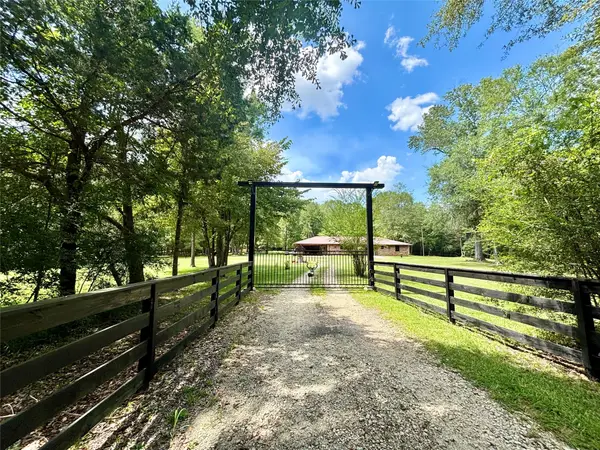 1474 Fm 256 S, Woodville, TX 75979