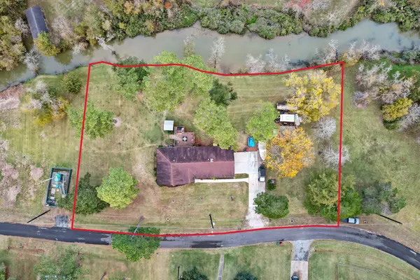 203 N Bayou Bend Drive, Baytown, TX 77521