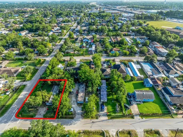 719 Manor Street, Houston, TX 77015