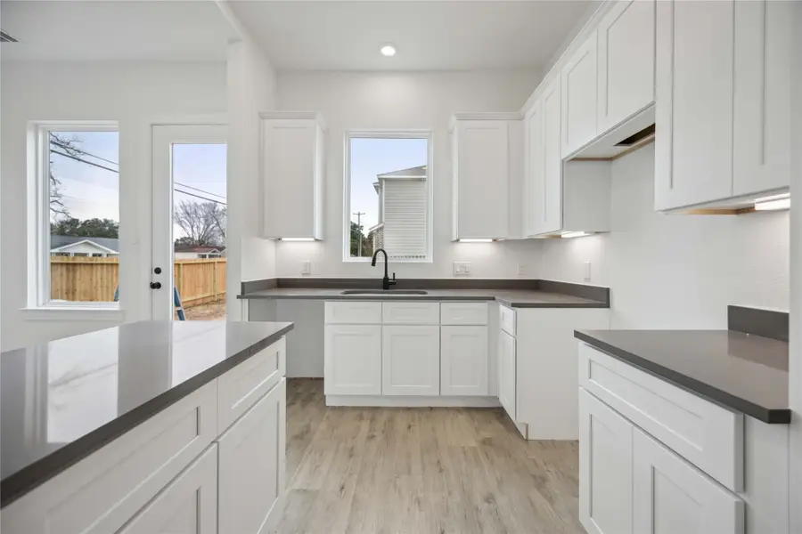 8107 Calhoun Road, Houston, TX 77033 - Image #3