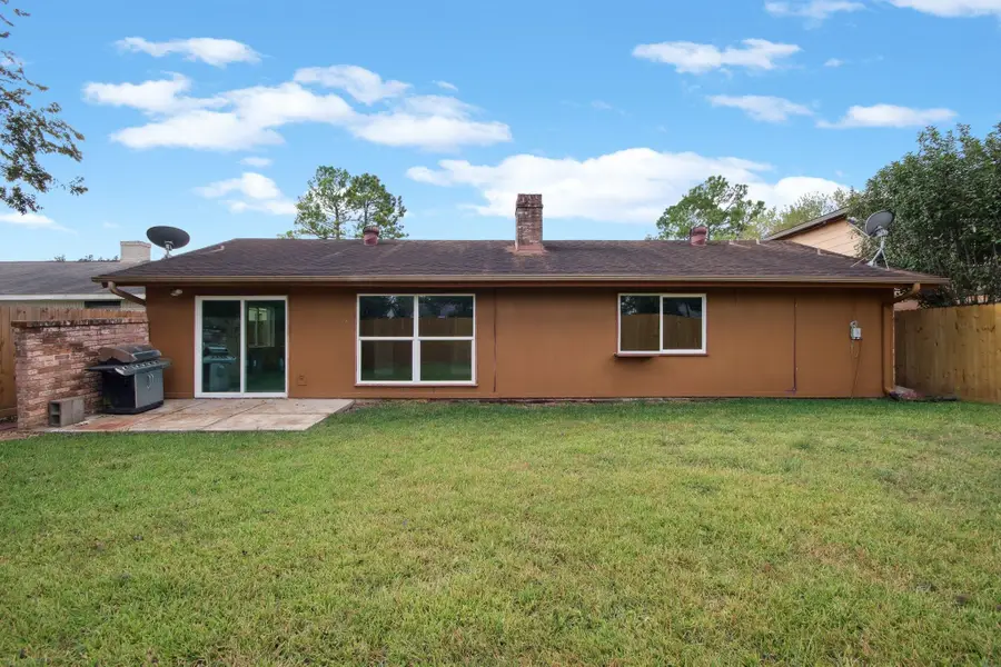 13806 Towne Way Drive, Sugar Land, TX 77498 - Image #3