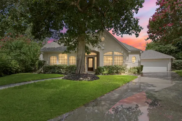 7114 Centre Oaks Drive, Houston, TX 77069