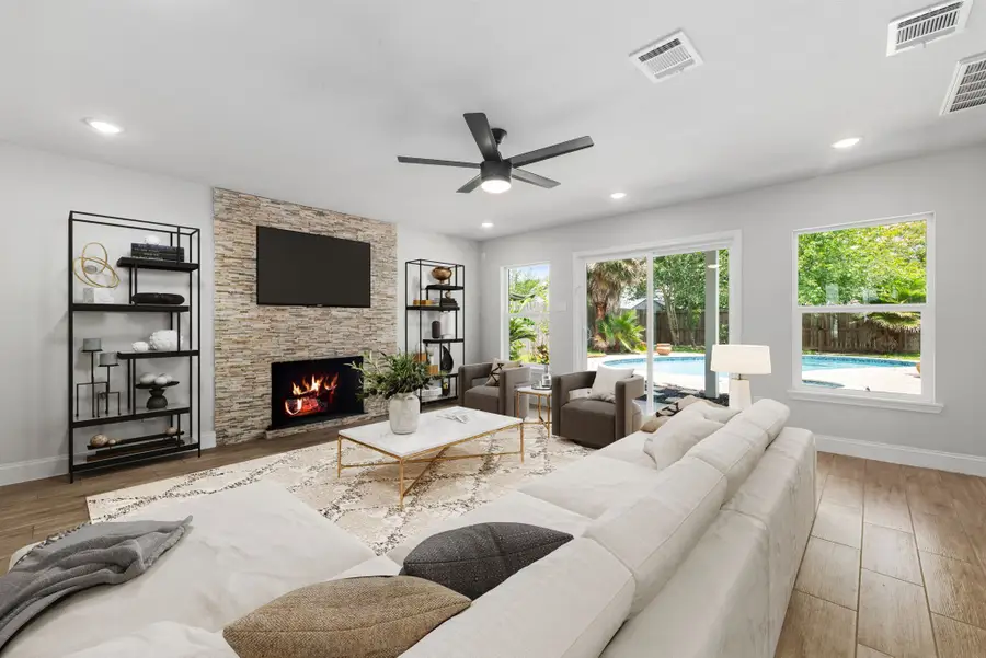 914 Sugar Mountain Court, Sugar Land, TX 77498 - #3