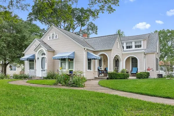 326 Centennial Street #458, Carmine, TX 78932