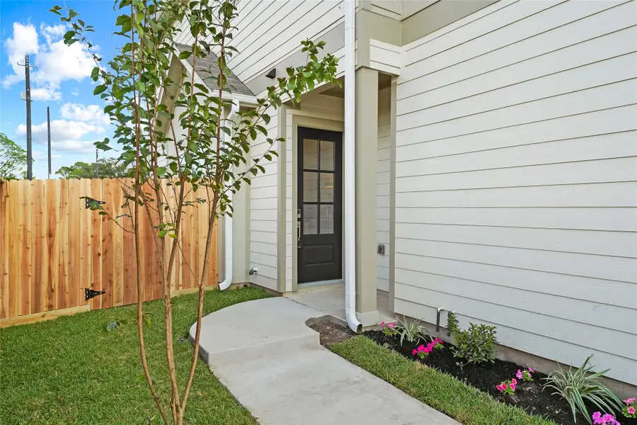 6443 Rena Street, Houston, TX 77092 - Image #2