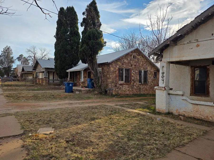 1007 Oak Street, Sweetwater, TX 79556 - Image #2