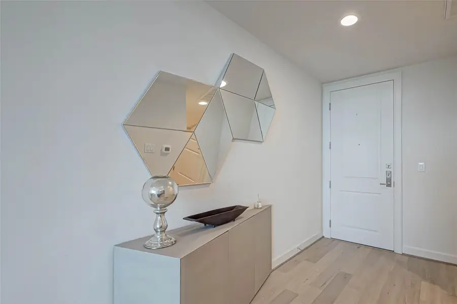 2207 Bancroft Street #1202, Houston, TX 77027 - Image #3