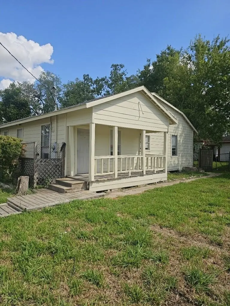 8010 Miley Street, Houston, TX 77028 - Image #1