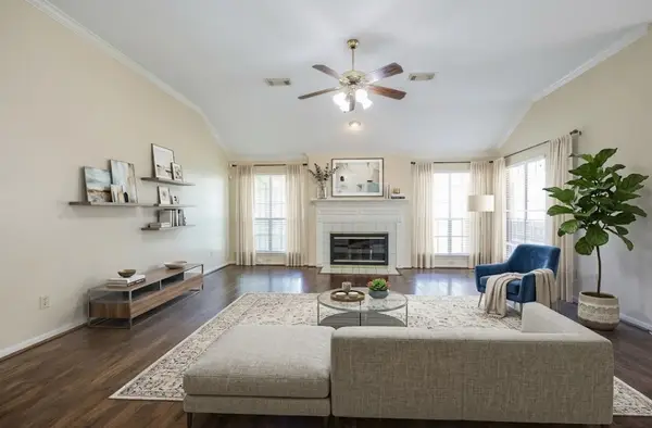 4230 Torrey Creek Lane, Houston, TX 77014