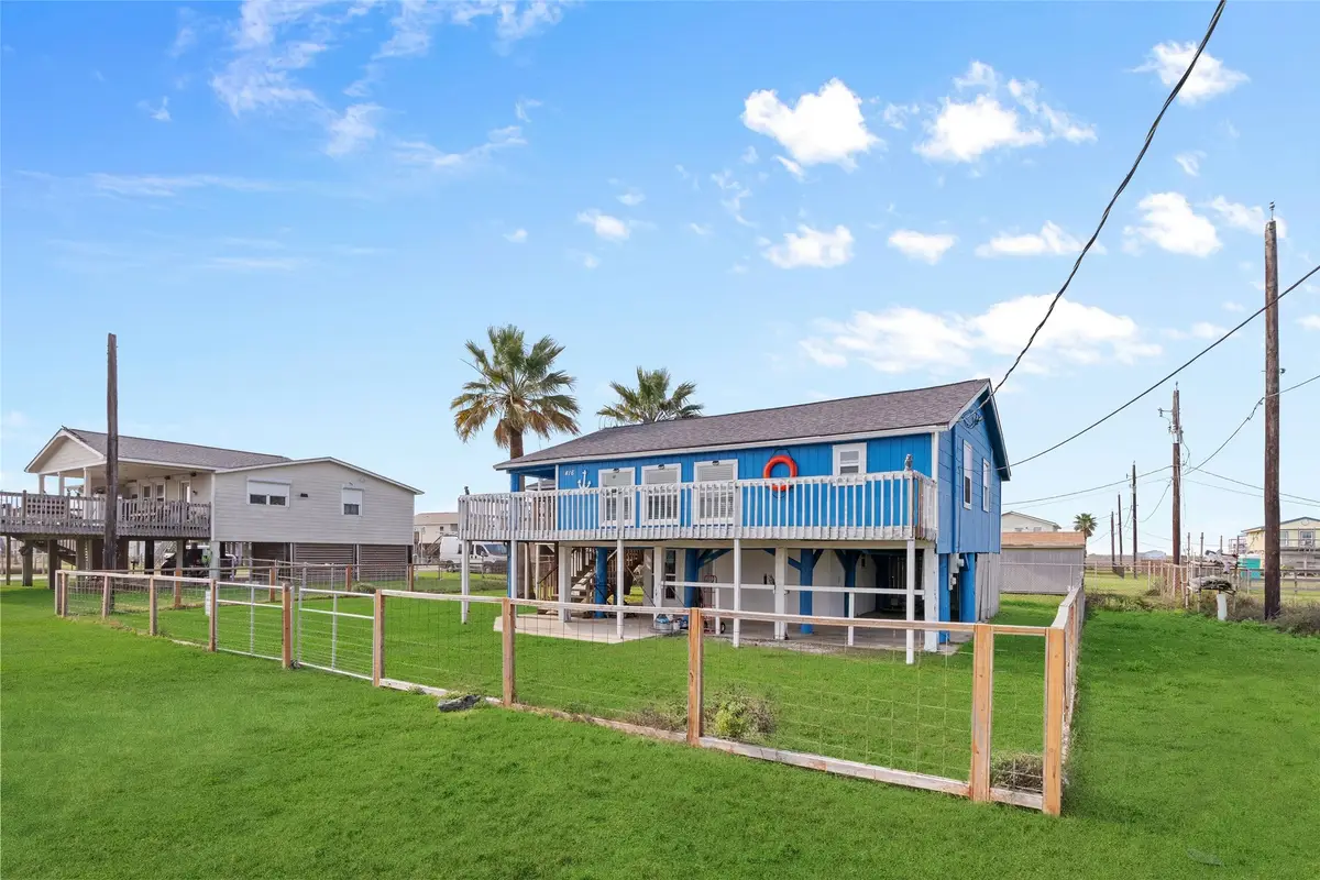 416 Seabean Street, Surfside Beach, TX 77541 - Image #1