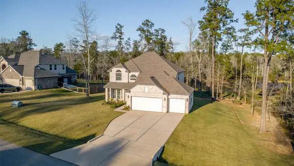 11731 Oakwood Ranch Drive, Willis, TX 77378