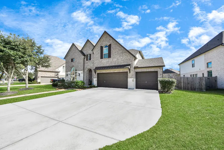 1911 Sapphire Pines Lane, Richmond, TX 77469 - Image #2