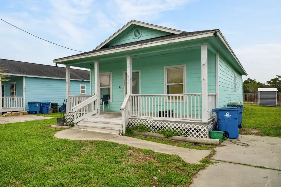 1824 Highway 35 S, Rockport, TX 78382 - #2
