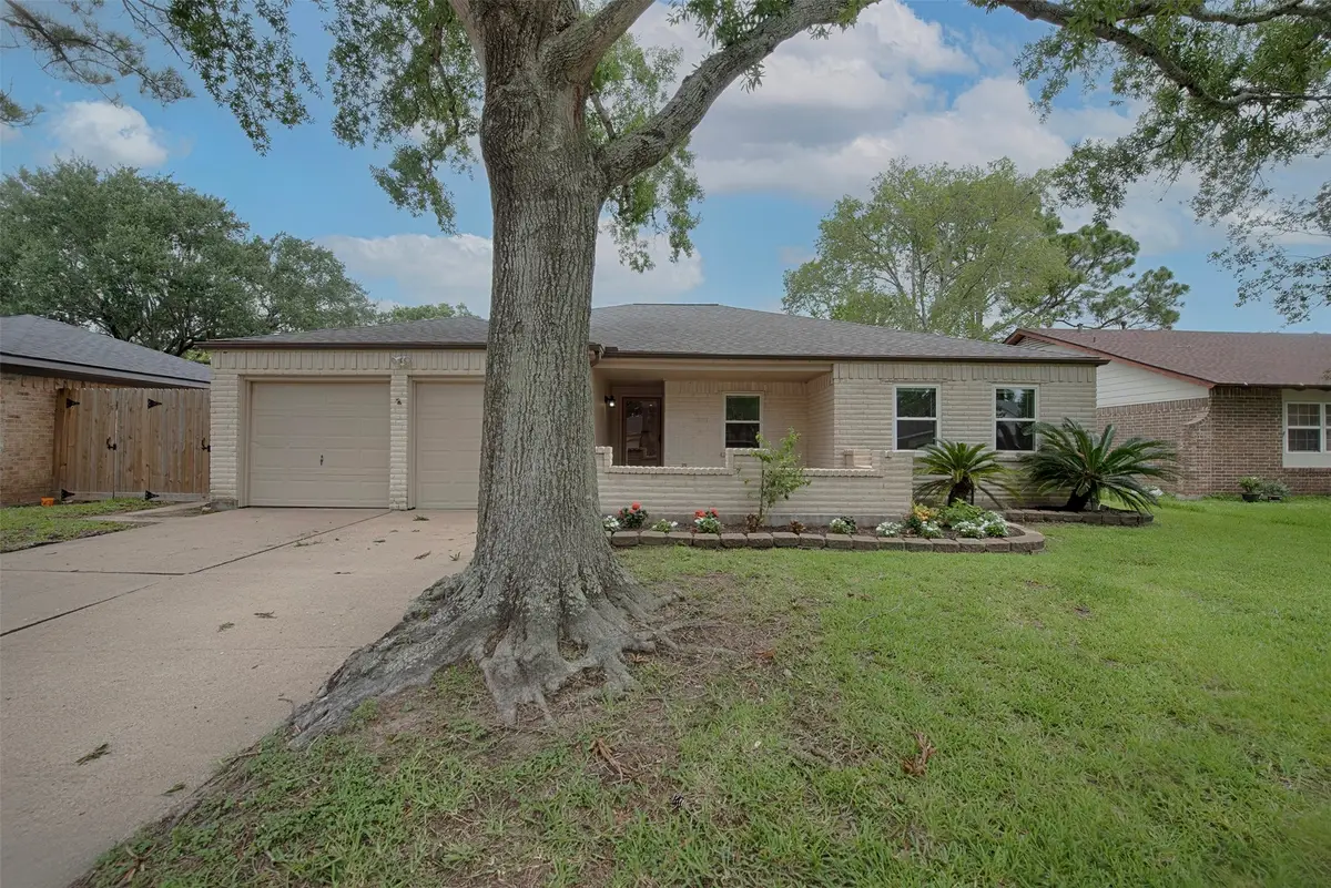 711 Voyager Drive, Houston, TX 77062 - #1