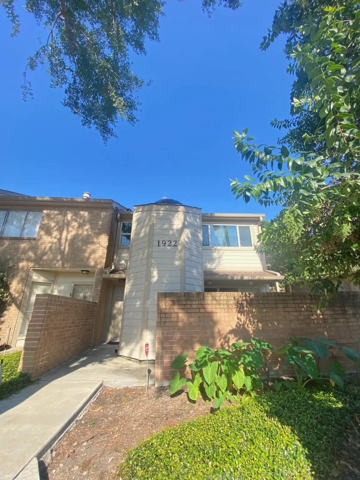 1922 Augusta Drive #1/16, Houston, TX 77057 - Image #1