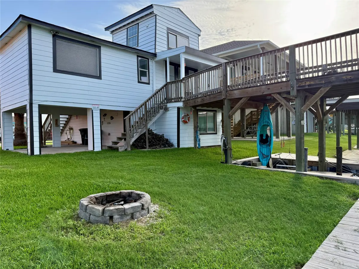 1517 County Road 201, Sargent, TX 77414 - #1