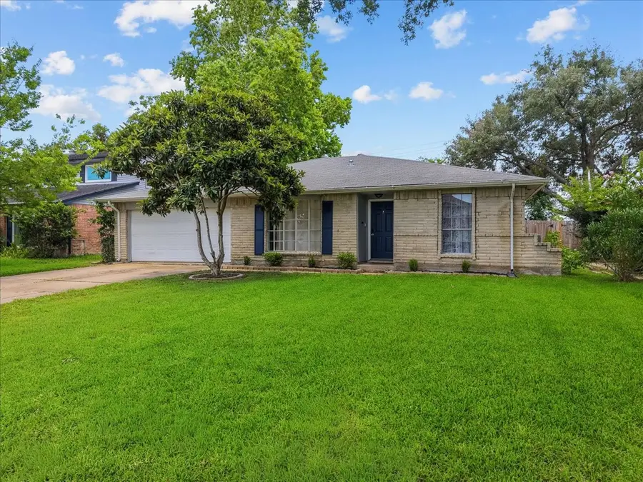 17115 Bougainvilla Lane, Friendswood, TX 77546 - #2