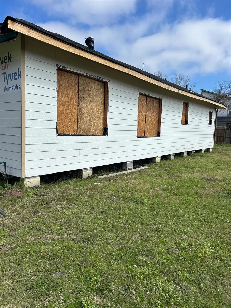 7702 Sealey Street, Houston, TX 77088 - Image #3