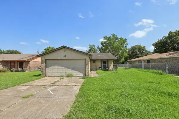 249 Austin Street, Angleton, TX 77515