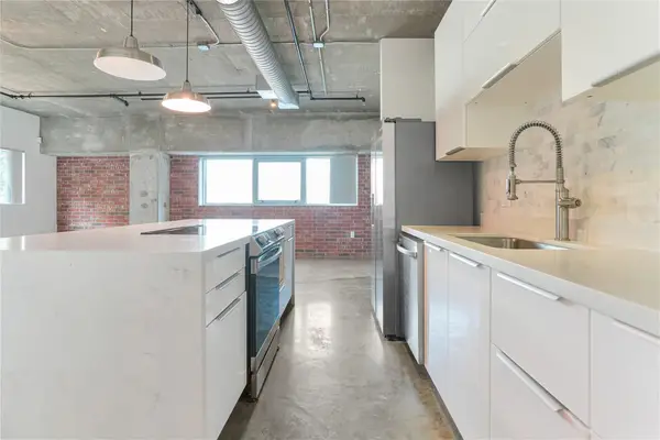 2000 Bagby Street #2401, Houston, TX 77002