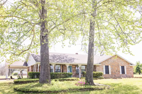 109 Meadowview Street, Crockett, TX 75835