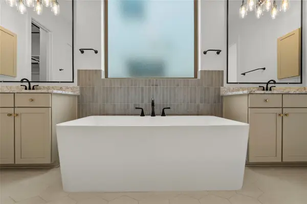 22027 Dahoon Holly Way, Cypress, TX 77433