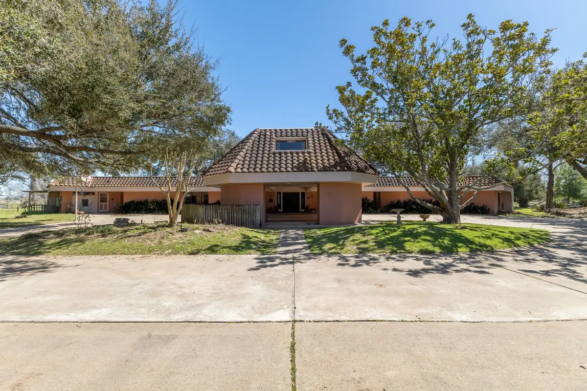 2009 Fm 950, Eagle Lake, TX 77434 - #1