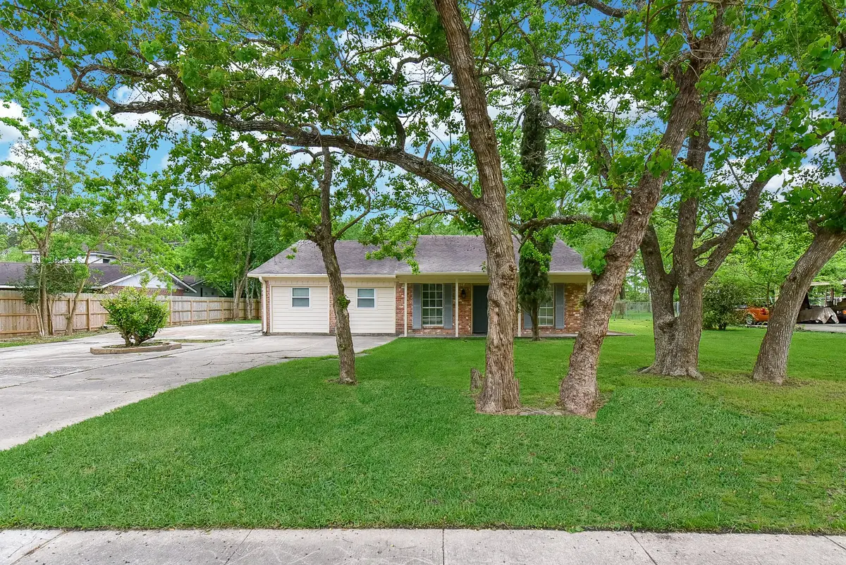 18610 Anne Drive, Webster, TX 77058 - Image #1