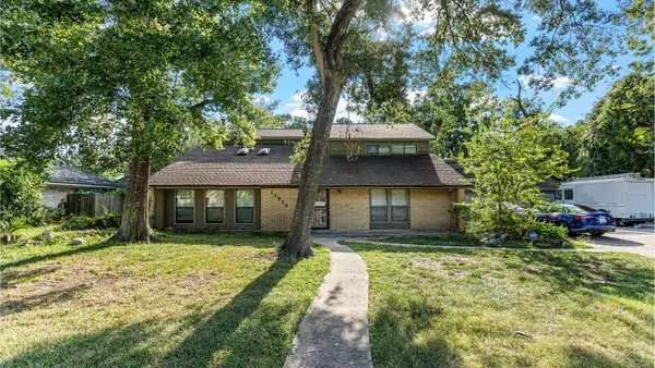 17915 Mossforest Drive, Houston, TX 77090