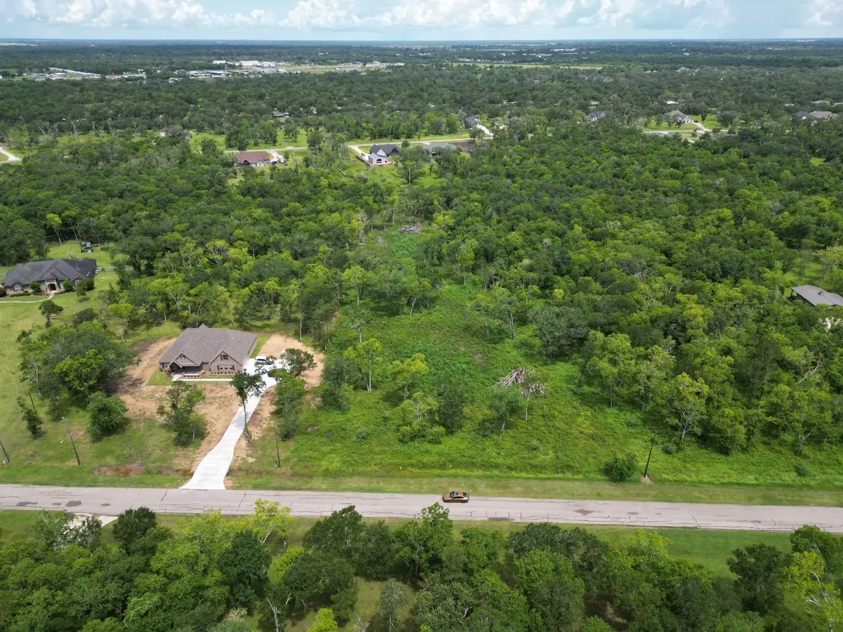 32510 Redfish Trail, Richwood, TX 77515 - Image #1